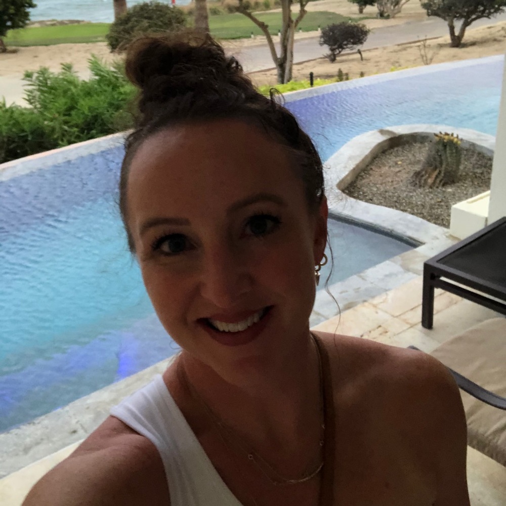 Meet your Posher, Jennifer